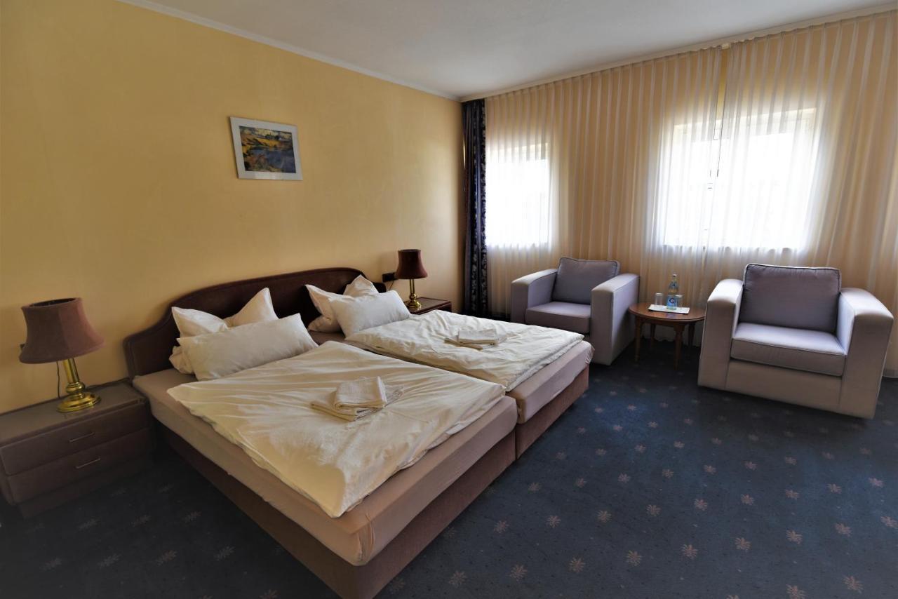Landhotelullrich Baumholder Extérieur photo